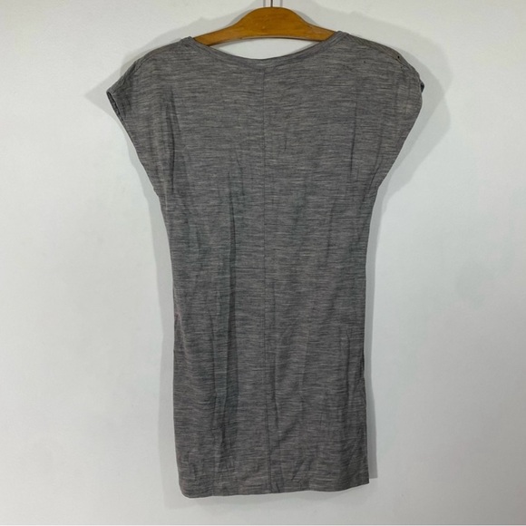 Icebreaker Flawed Gray 100% Merino Wool Longline Tee Shirt - Picture 7 of 10